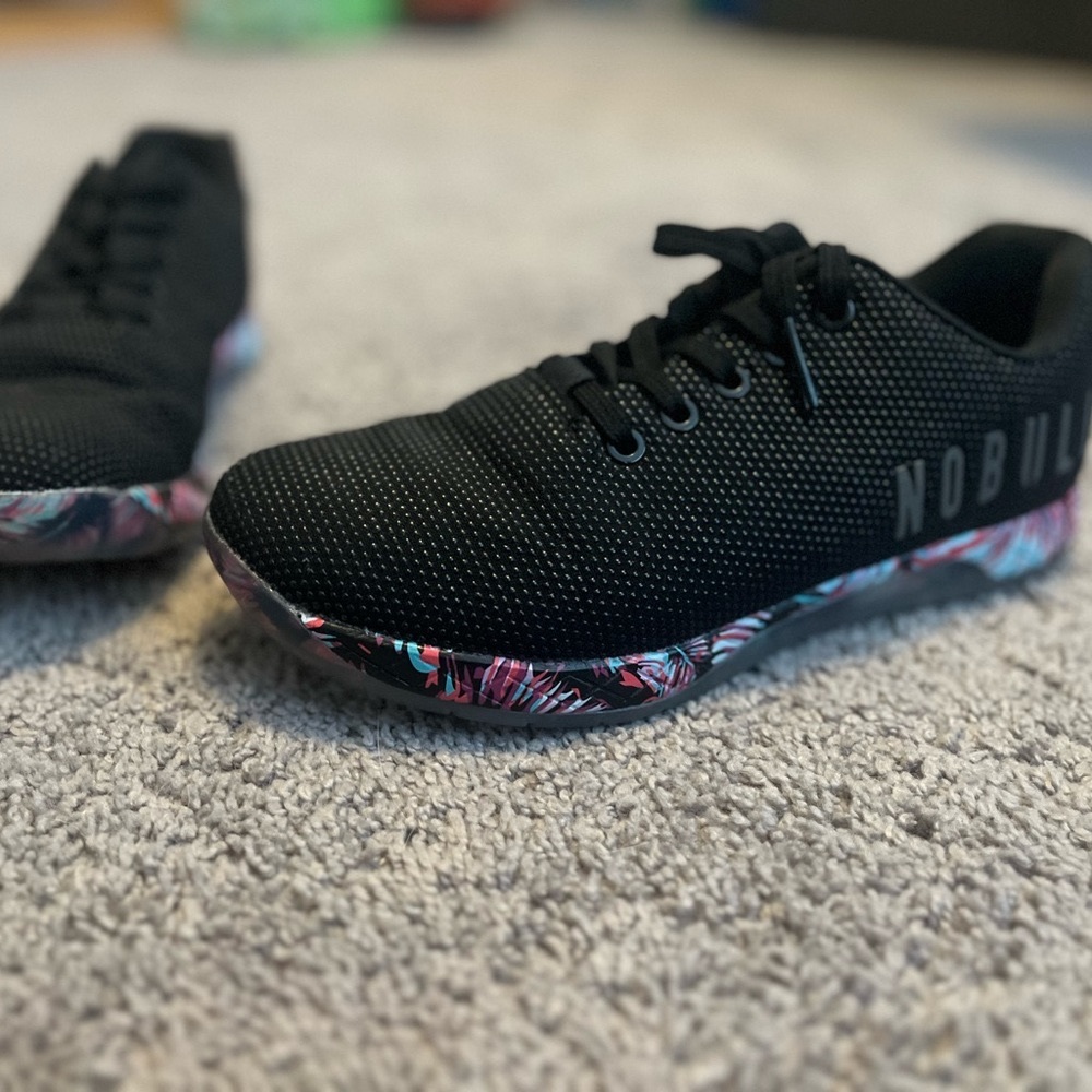 NoBull Palm workout shoes. Only worn twice and only inside to workout!